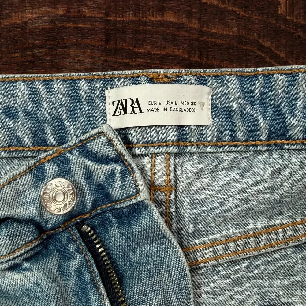 Zara High Rise Distressed Light Wash Denim Mini Skirt Size Large